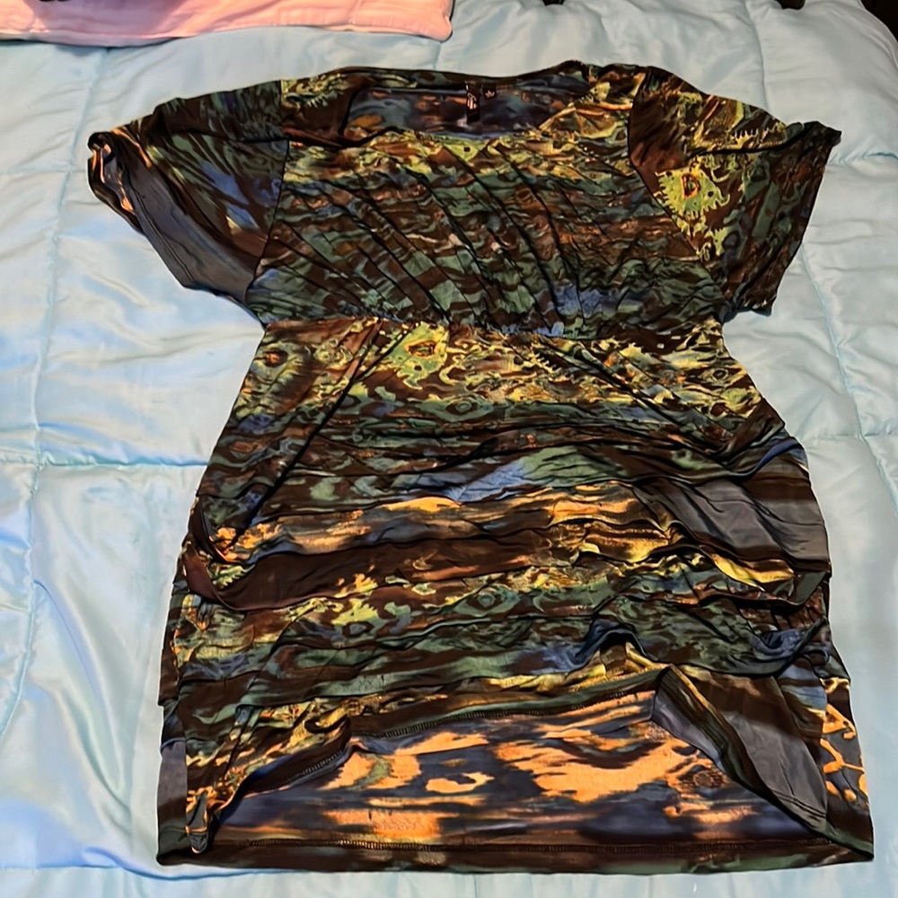 Cute multi colored silky dress. Large size